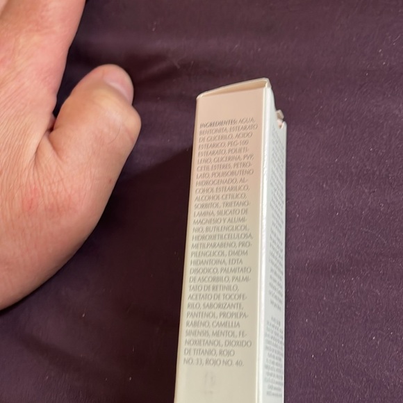 Mary Kay Satin Lip Mask - Picture 7 of 7